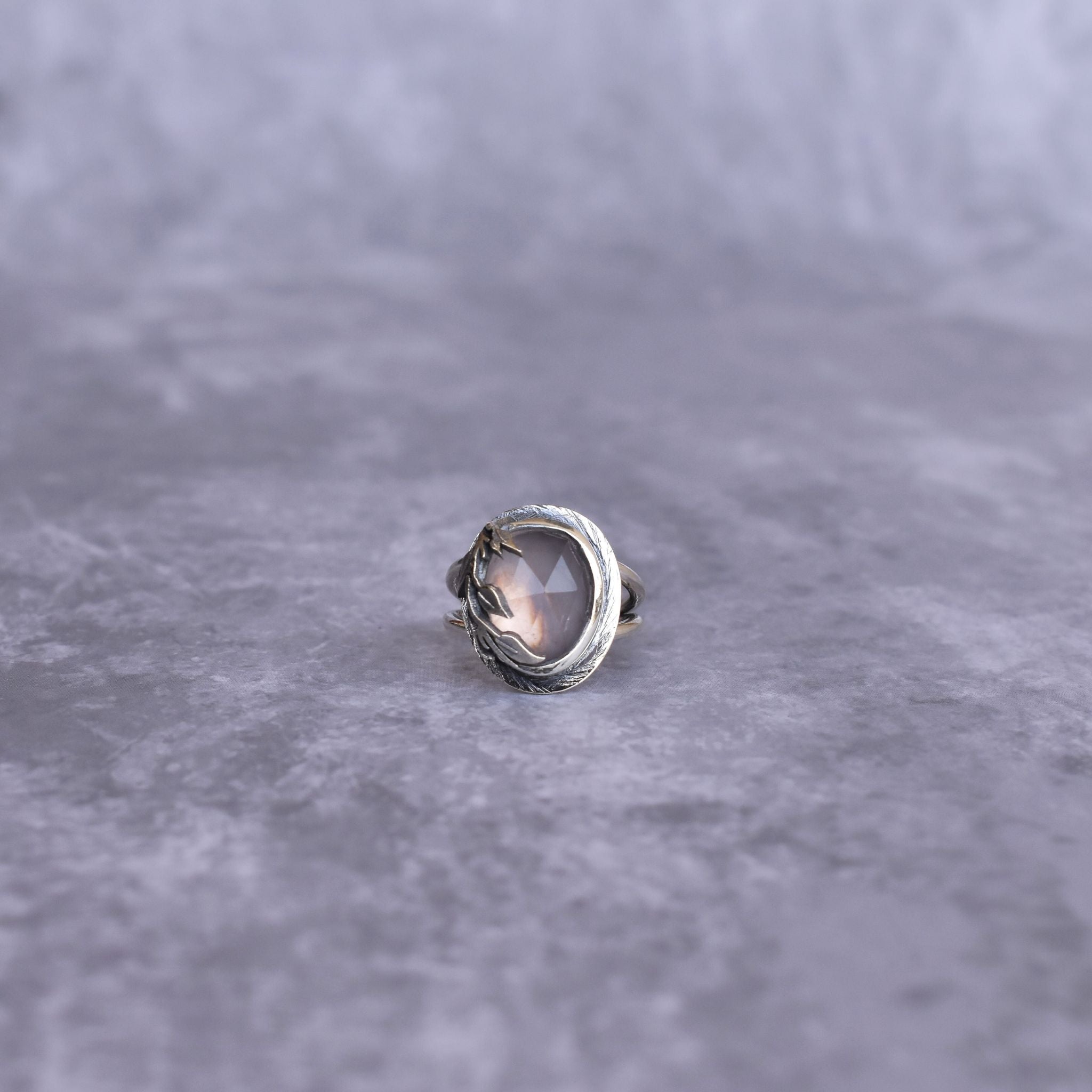 Himmlisches Blatt - Rosenquarz Ring