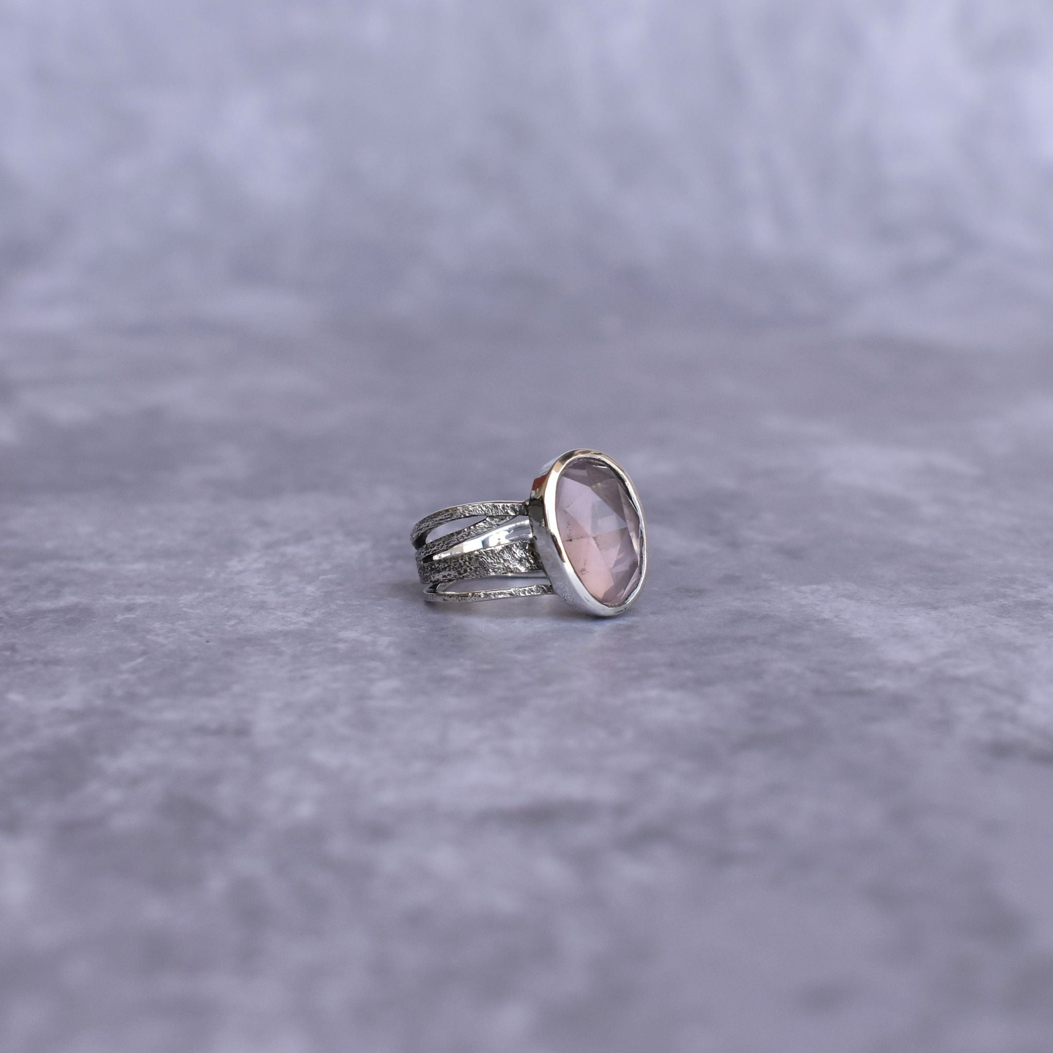 Oxidized Elegance - Rose Quartz Ring