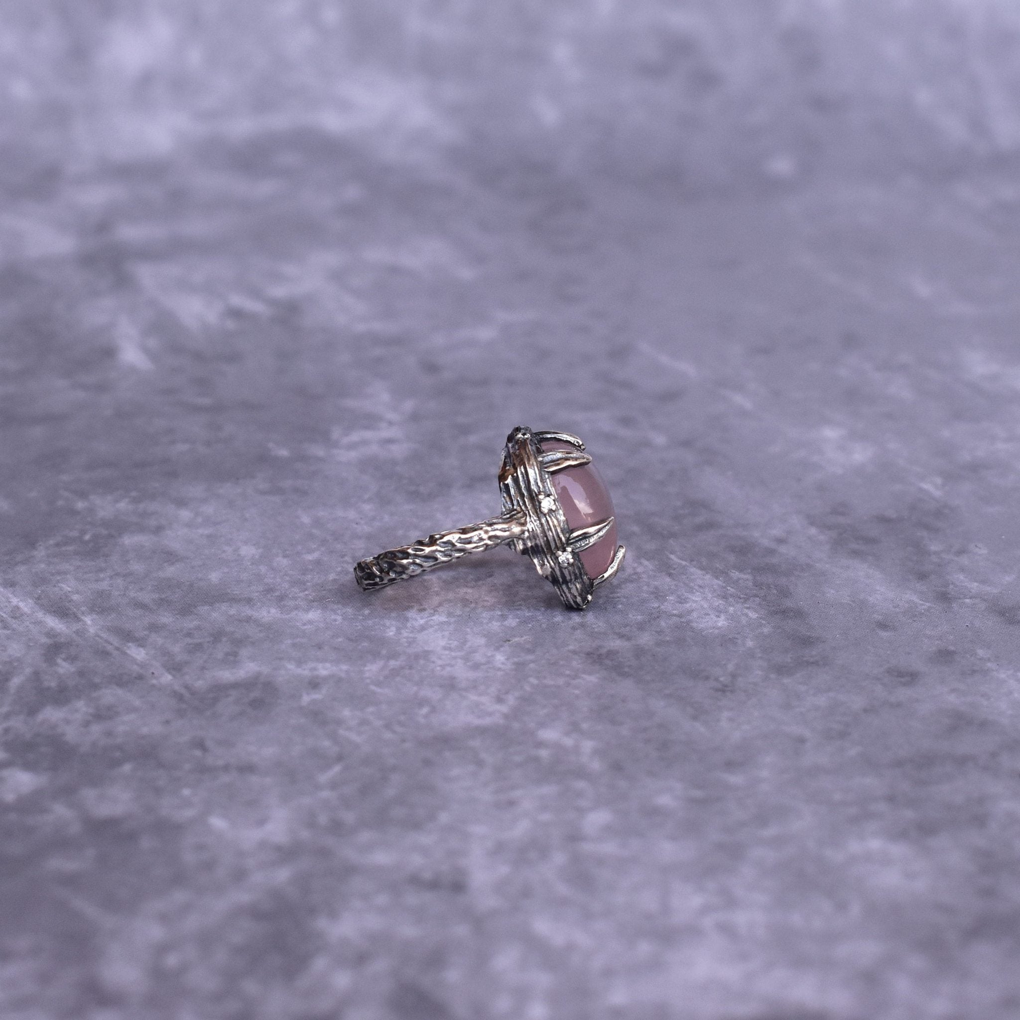 Twiggy Elegance - Rose Quartz Ring