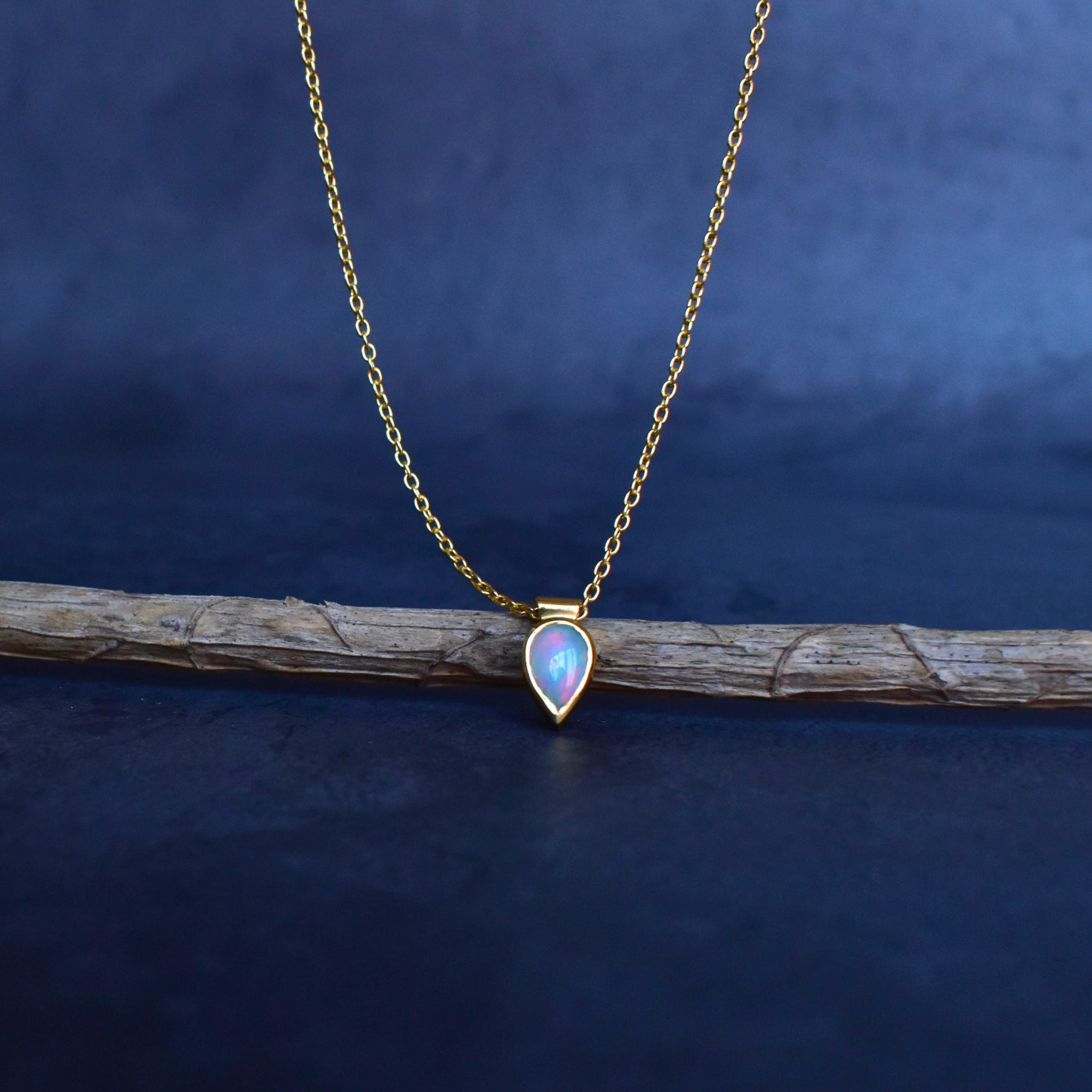 Dewdrop - Opal Necklace