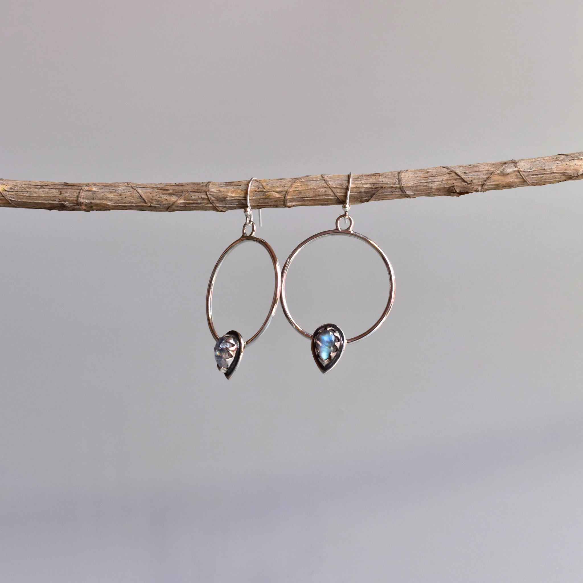 Dewdrop Orb - Moonstone Earrings