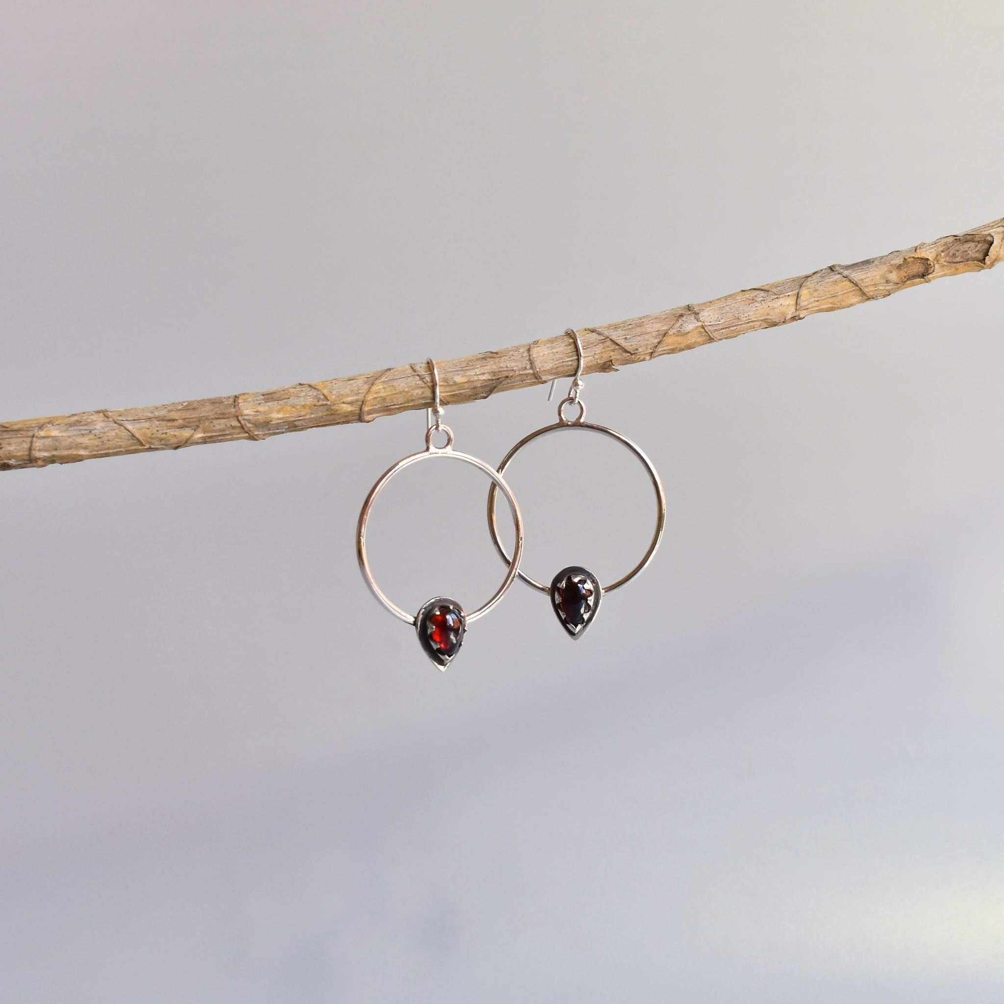 Dewdrop Orb - Garnet Earrings