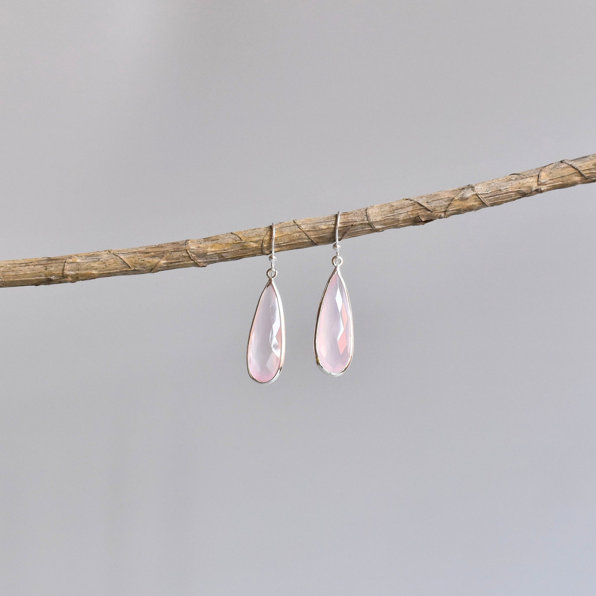 Teardrop Treasure - Rosenquarz Ohrringe