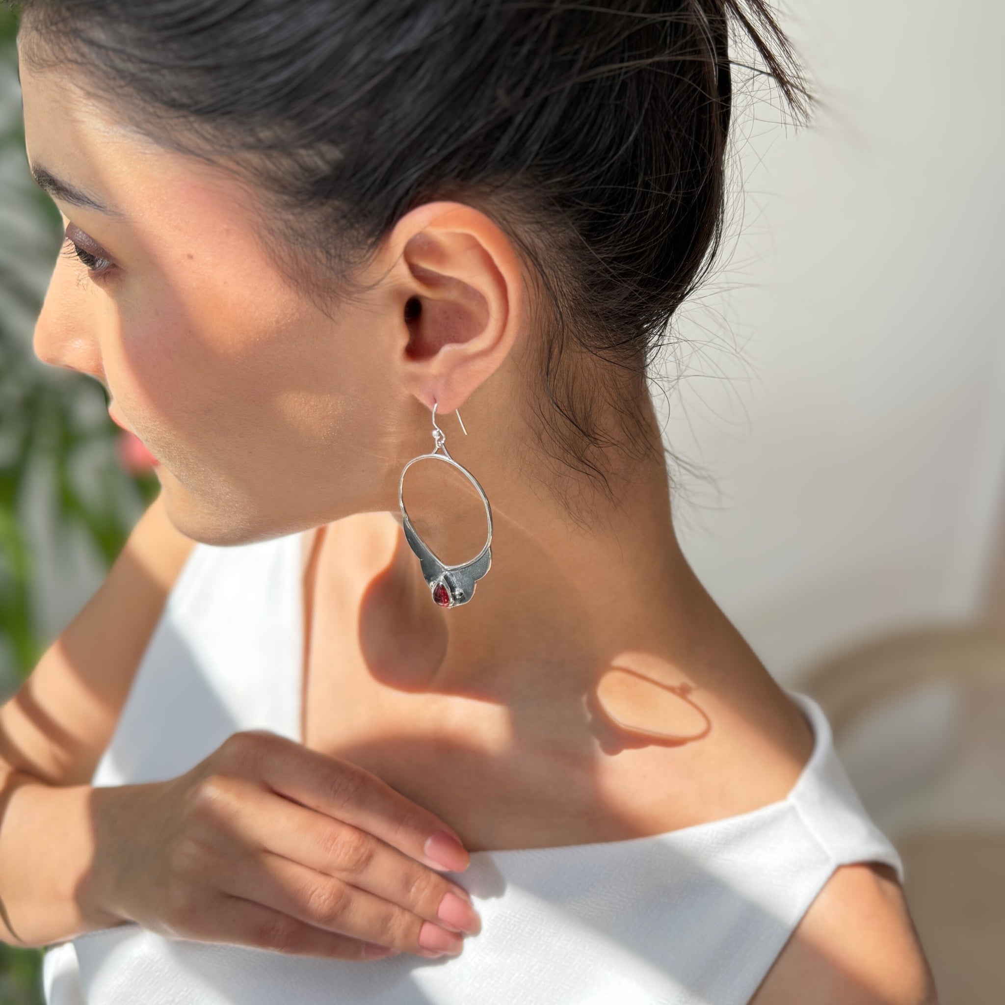 Nomad Horn - Garnet Earrings