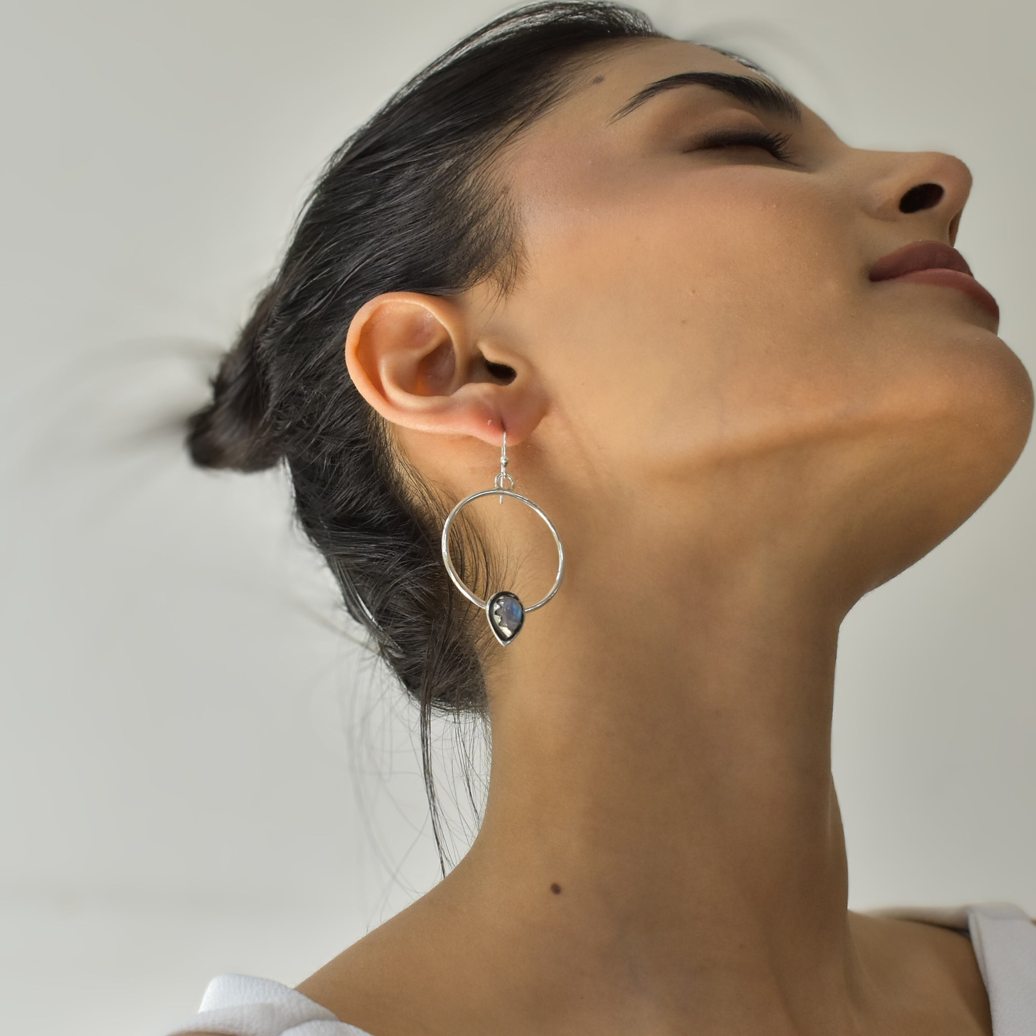 Dewdrop Orb - Moonstone Earrings