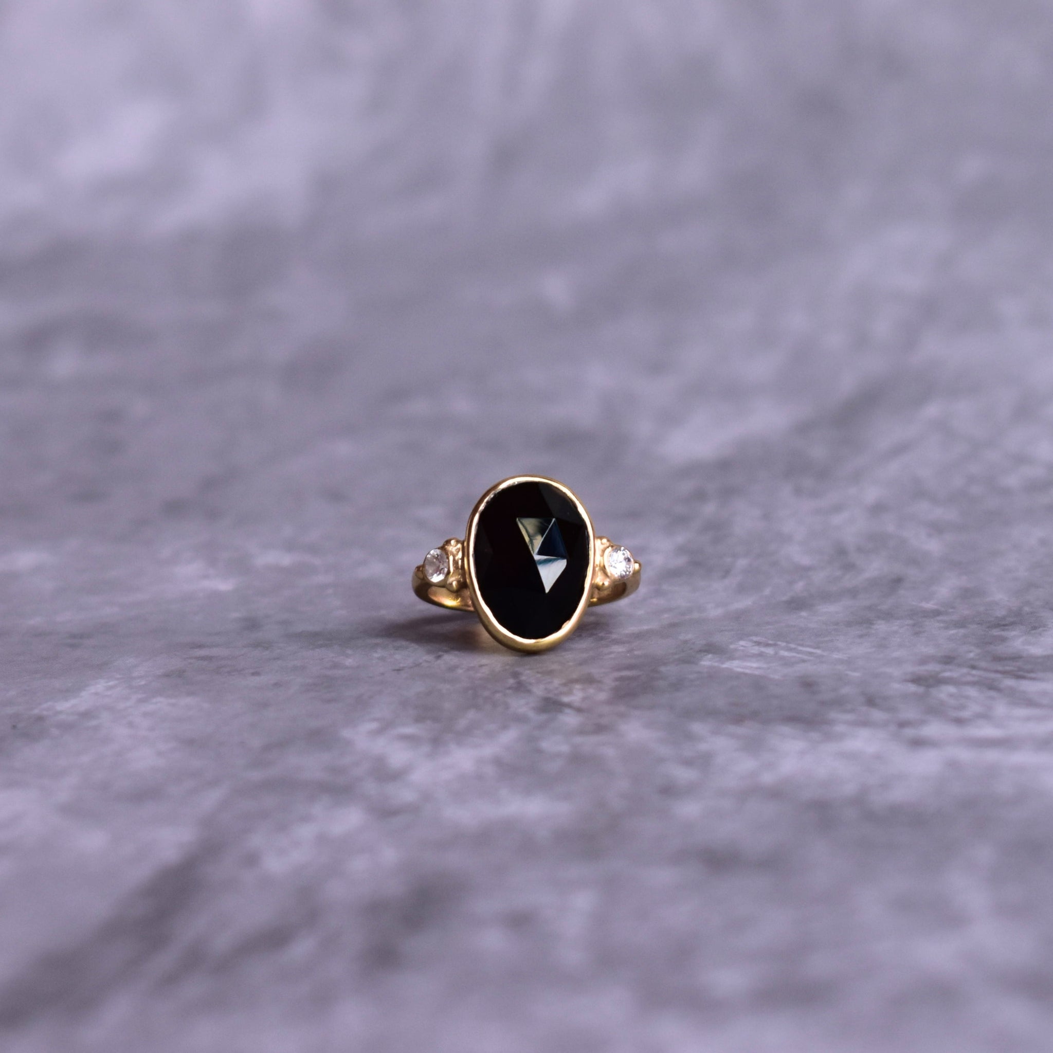 Antique Charmer - Schwarzer Onyxring