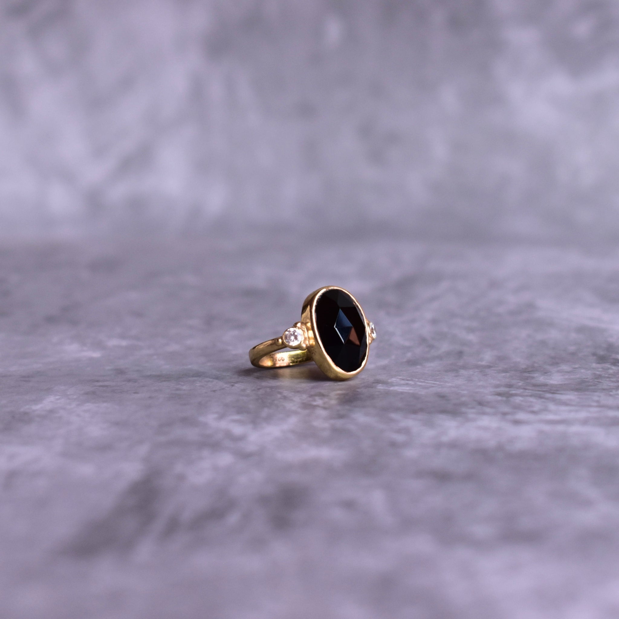 Antique Charmer - Schwarzer Onyxring