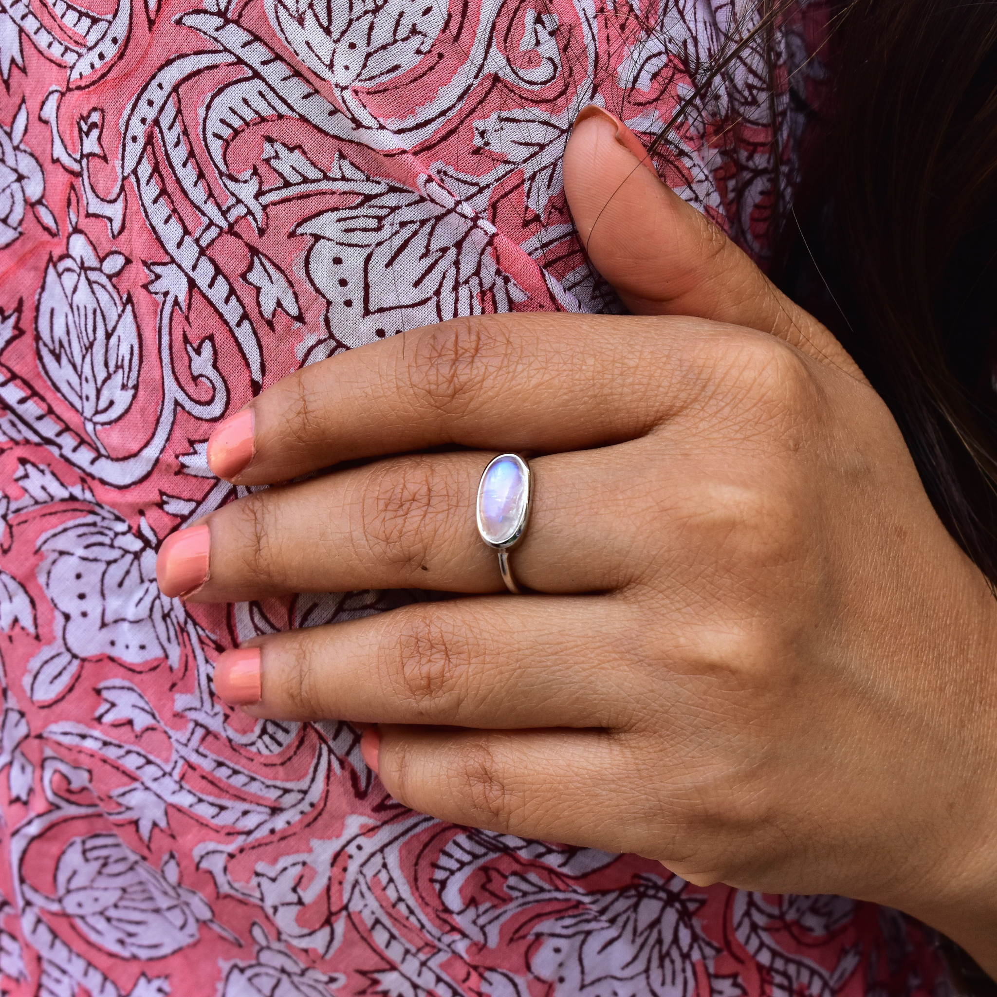 Minimal Bohemian - Moonstone Ring