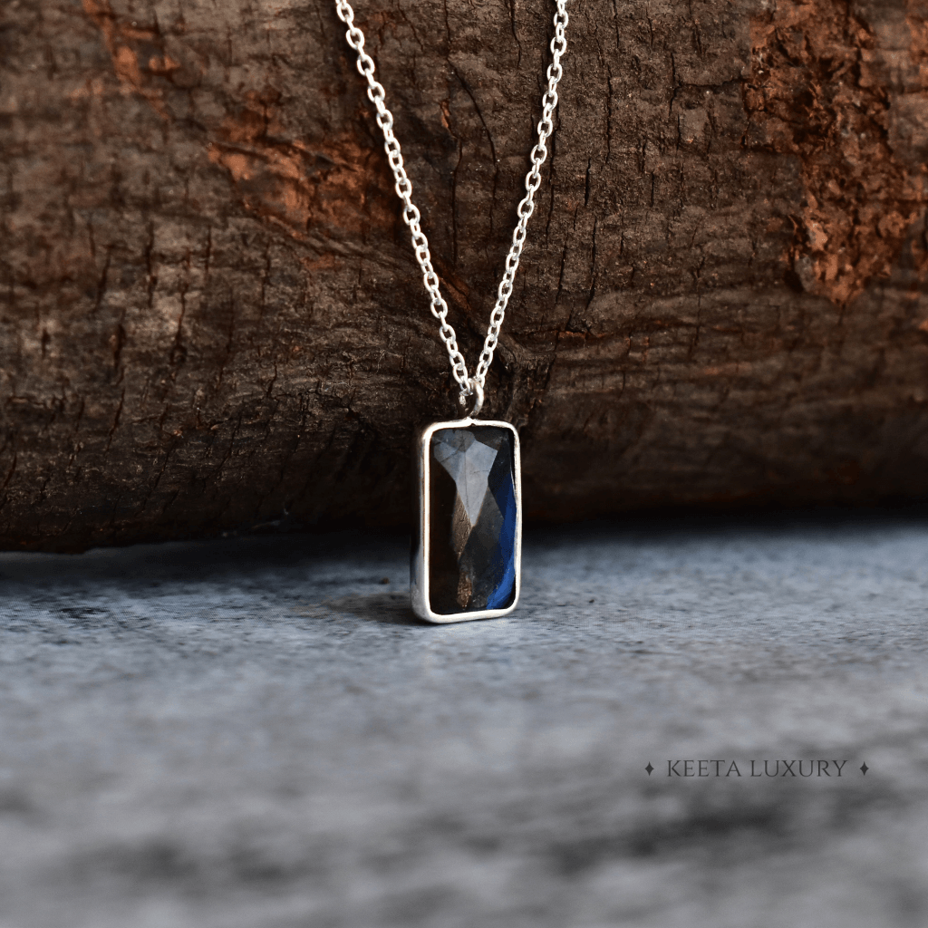 Bohemian Twist - Labradorite Necklace -