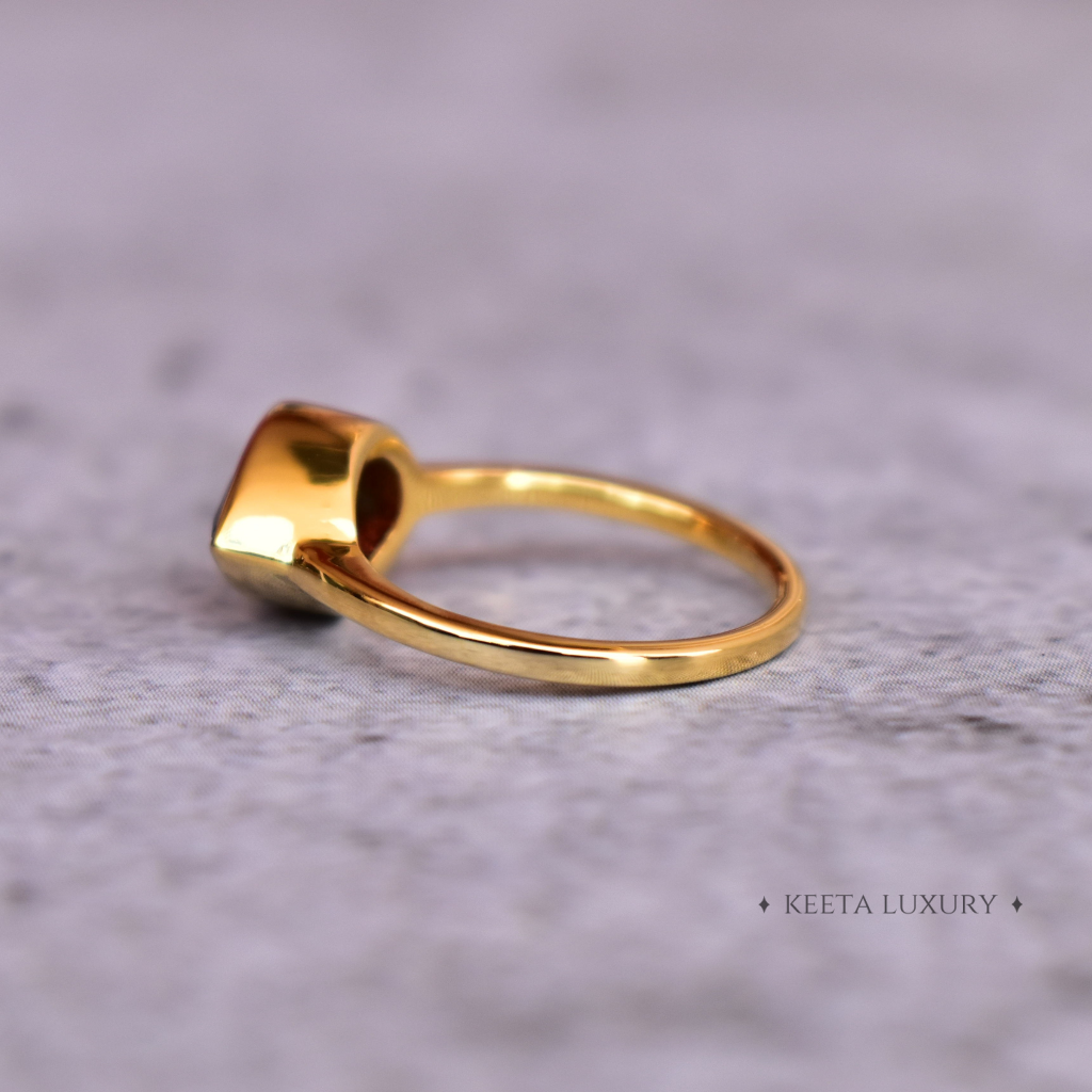 Crimson Pear - Garnet Ring -