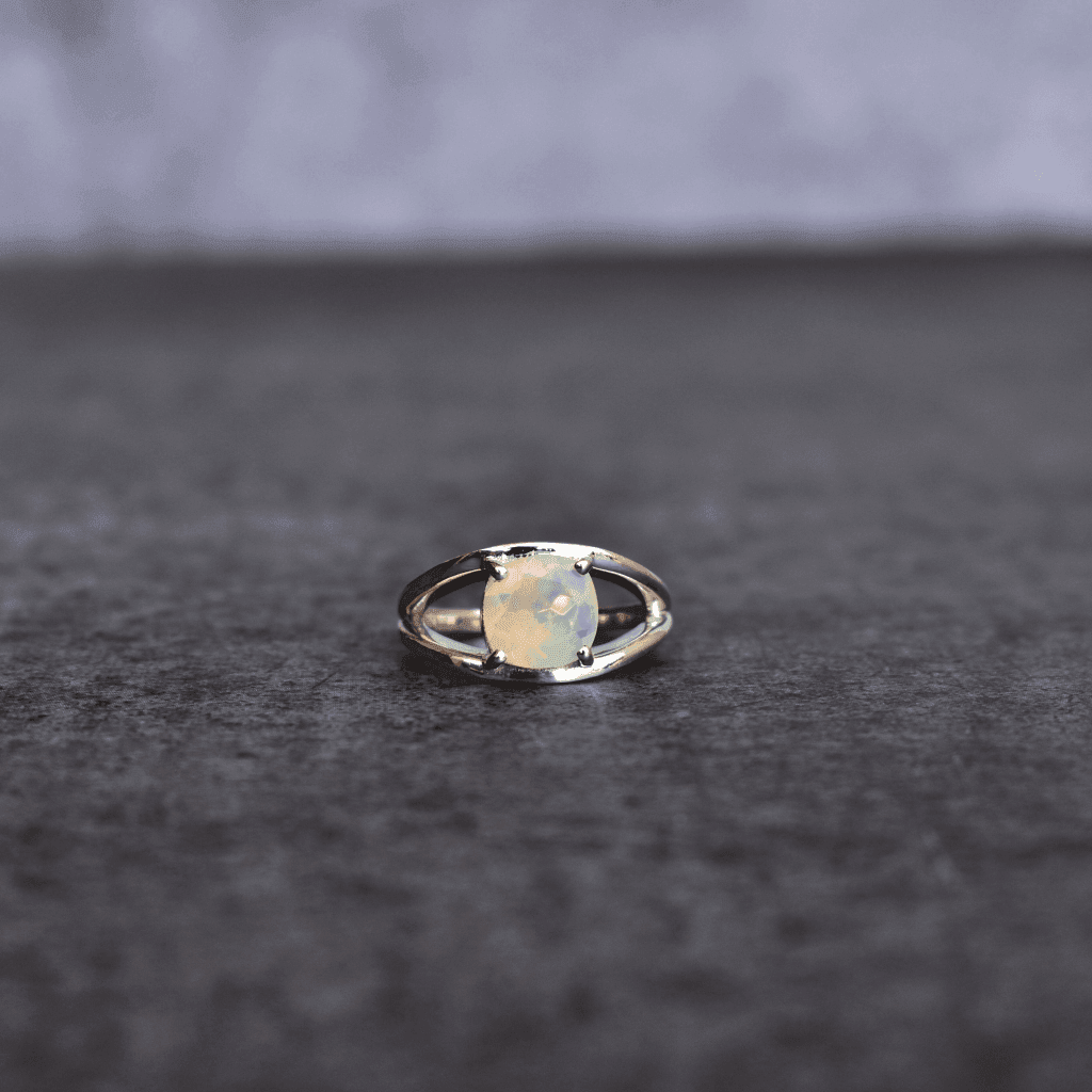 Cushion Essence - Opal Ring -