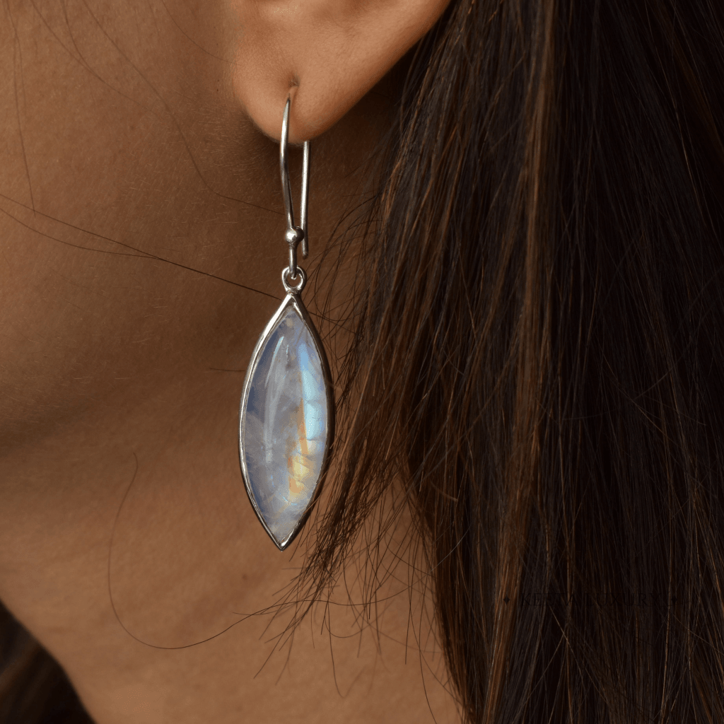 Long Foresight - Moonstone Dangles -