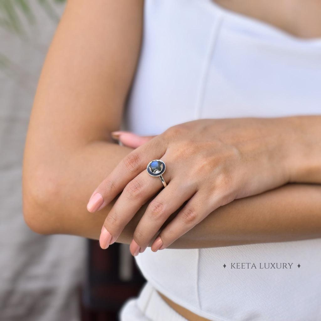 Lotus Dream - Labradorite Ring -