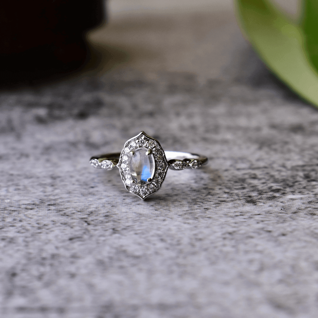 Lunar Glow - Moonstone Ring -