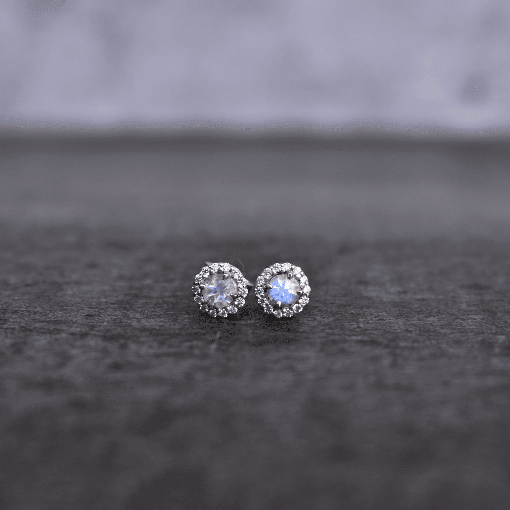 Minimal - Moonstone Studs -
