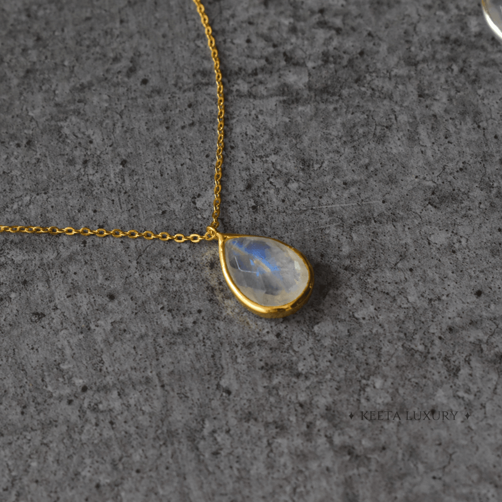 Moonstruck - Moonstone Necklace -