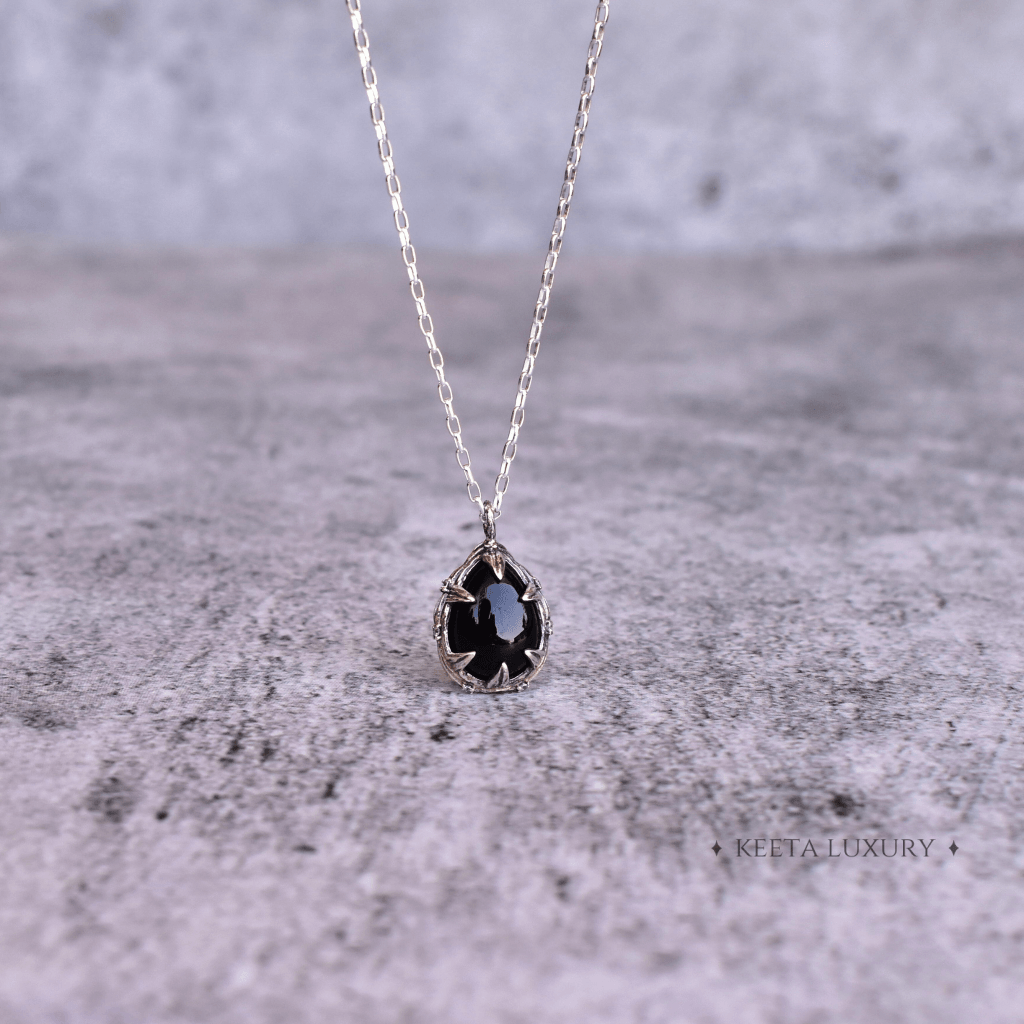 Nature Glow - Black Onyx Necklace -