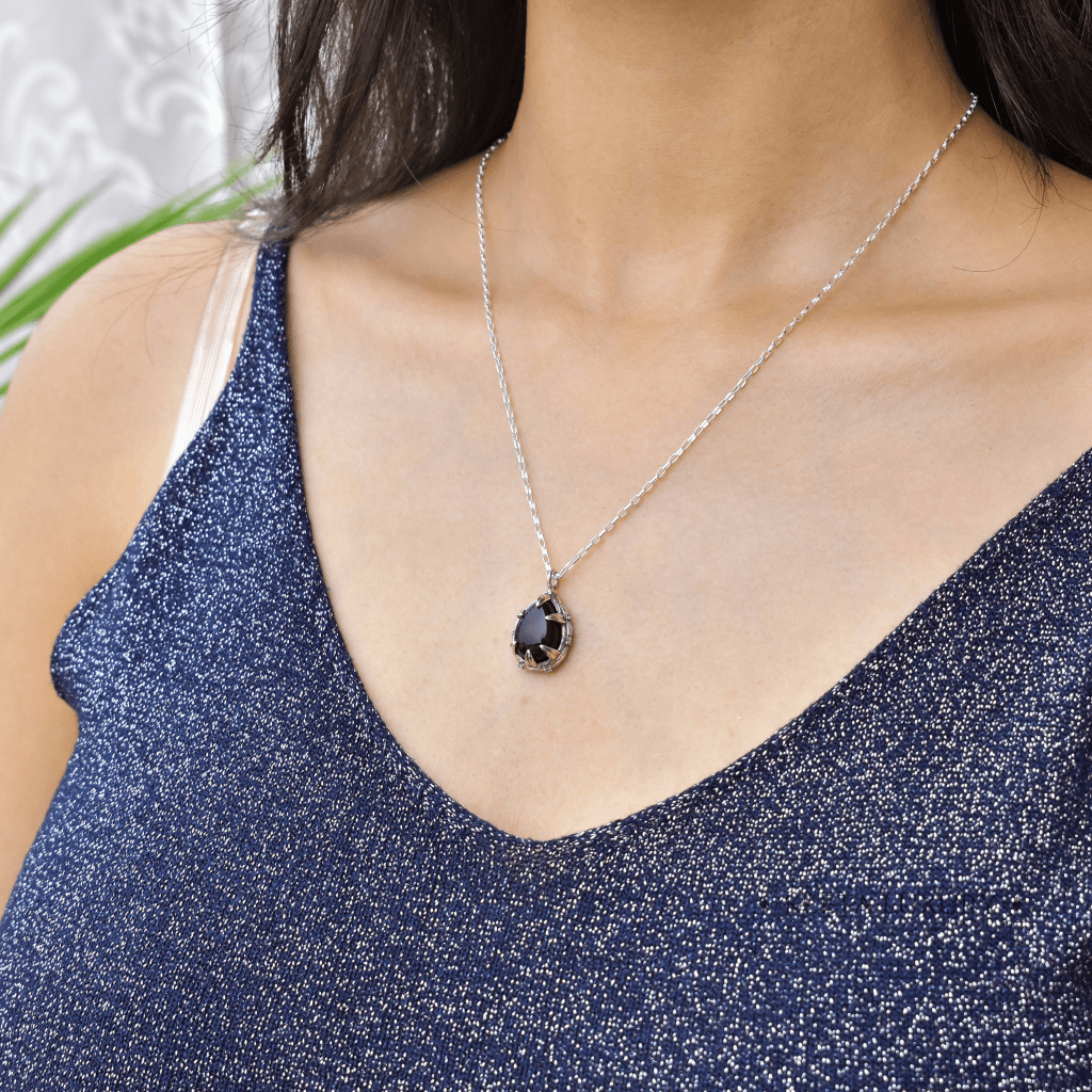 Nature Glow - Black Onyx Necklace -