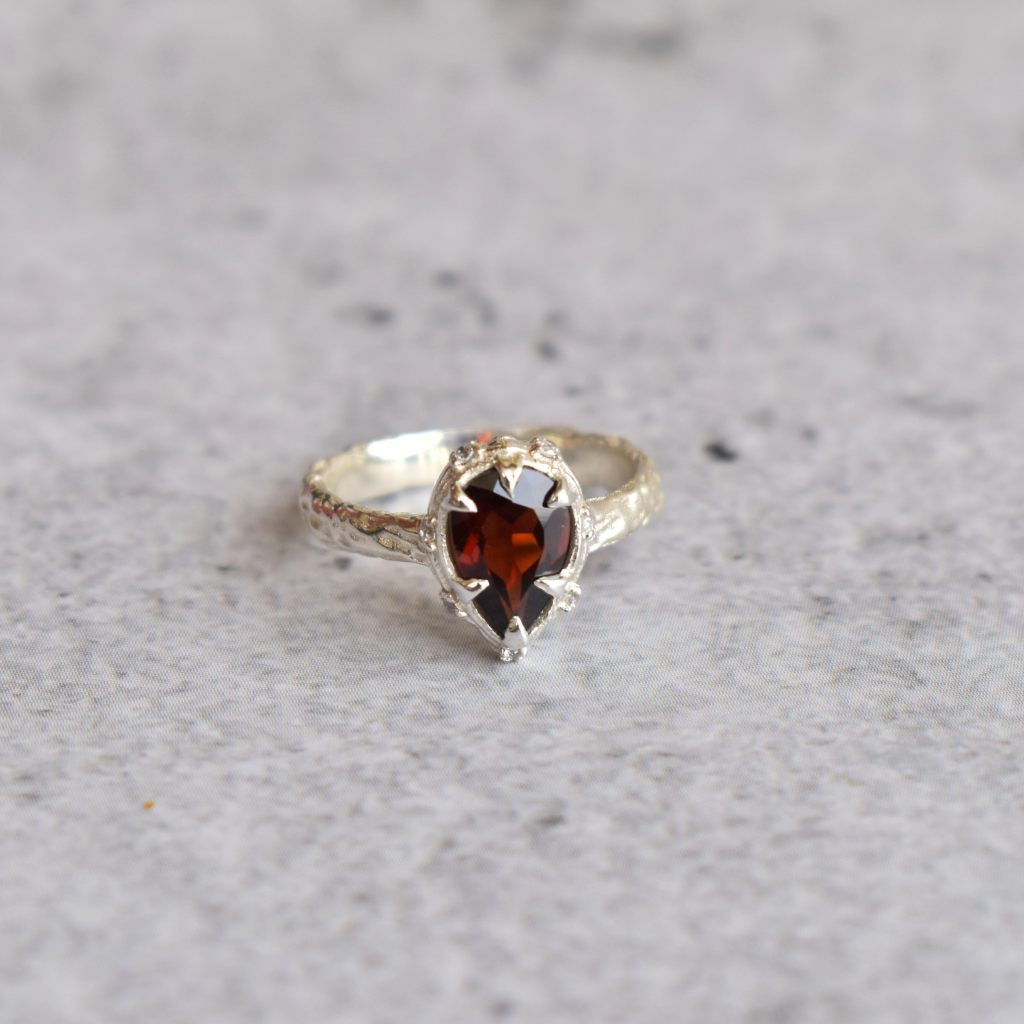 Nature's Noir - Garnet Ring -