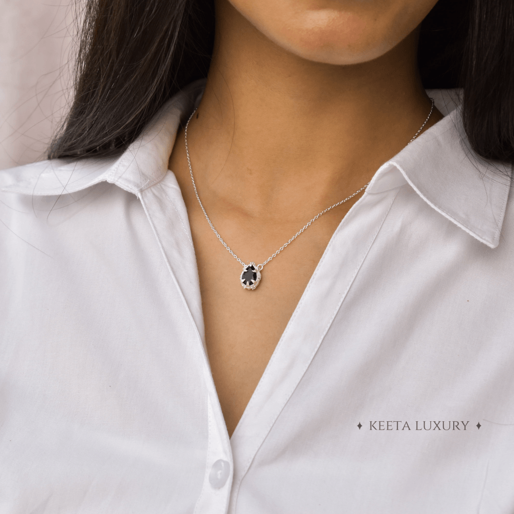 Nature Skin - Black Onyx Necklace -