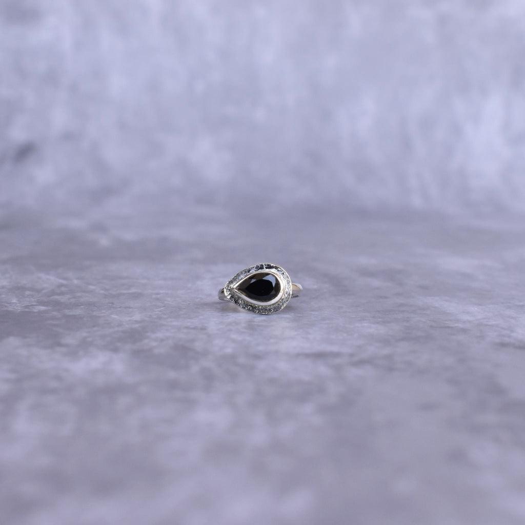 Pear Dream - Black Onyx Ring -