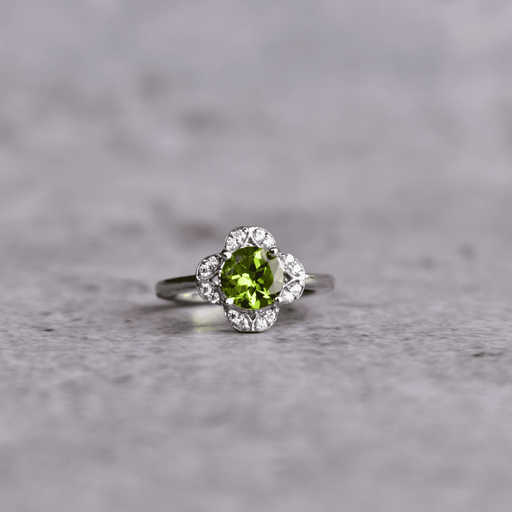 Pure Harmony - Peridot Ring -