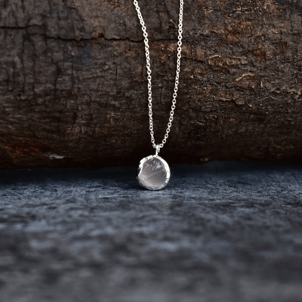 Rawnetic - Rose quartz necklace -