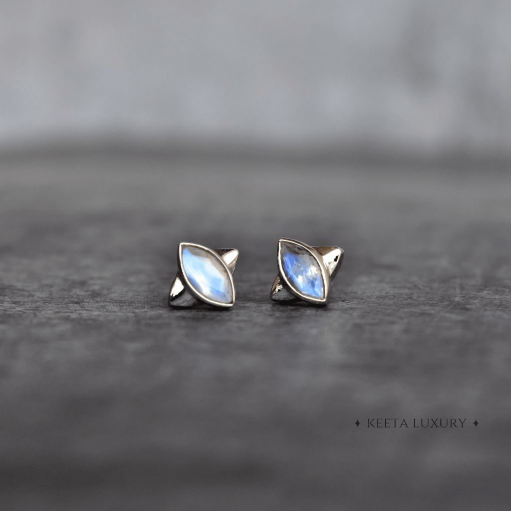 Shield Guardian - Moonstone Studs -