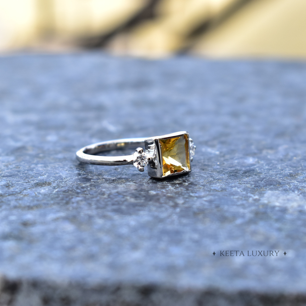Solitaire Square - Citrine Ring -