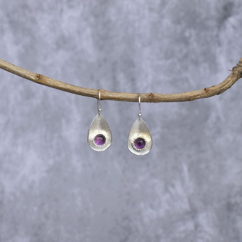 Subtle Elegance - Amethyst Earrings -