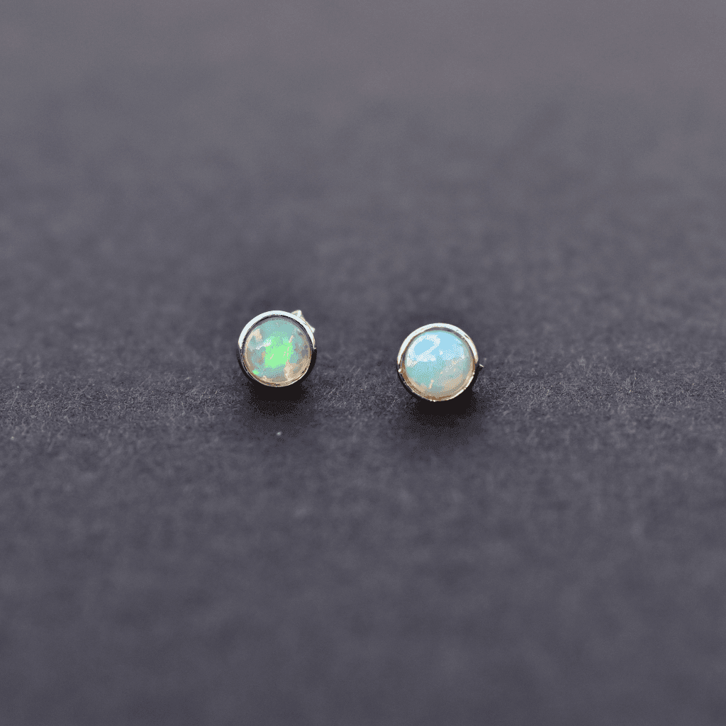 Tiny Star - Opal studs -