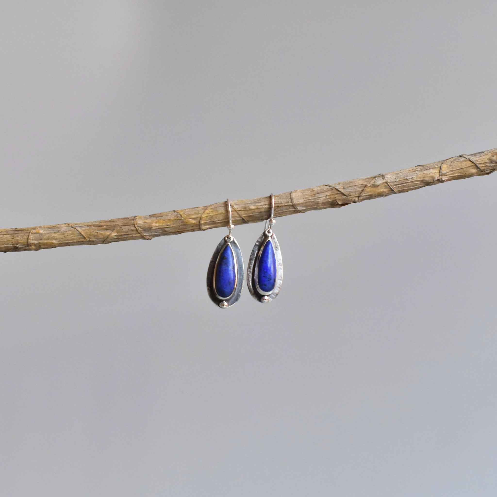 Shadowed Pears - Lapis lazuli Earrings