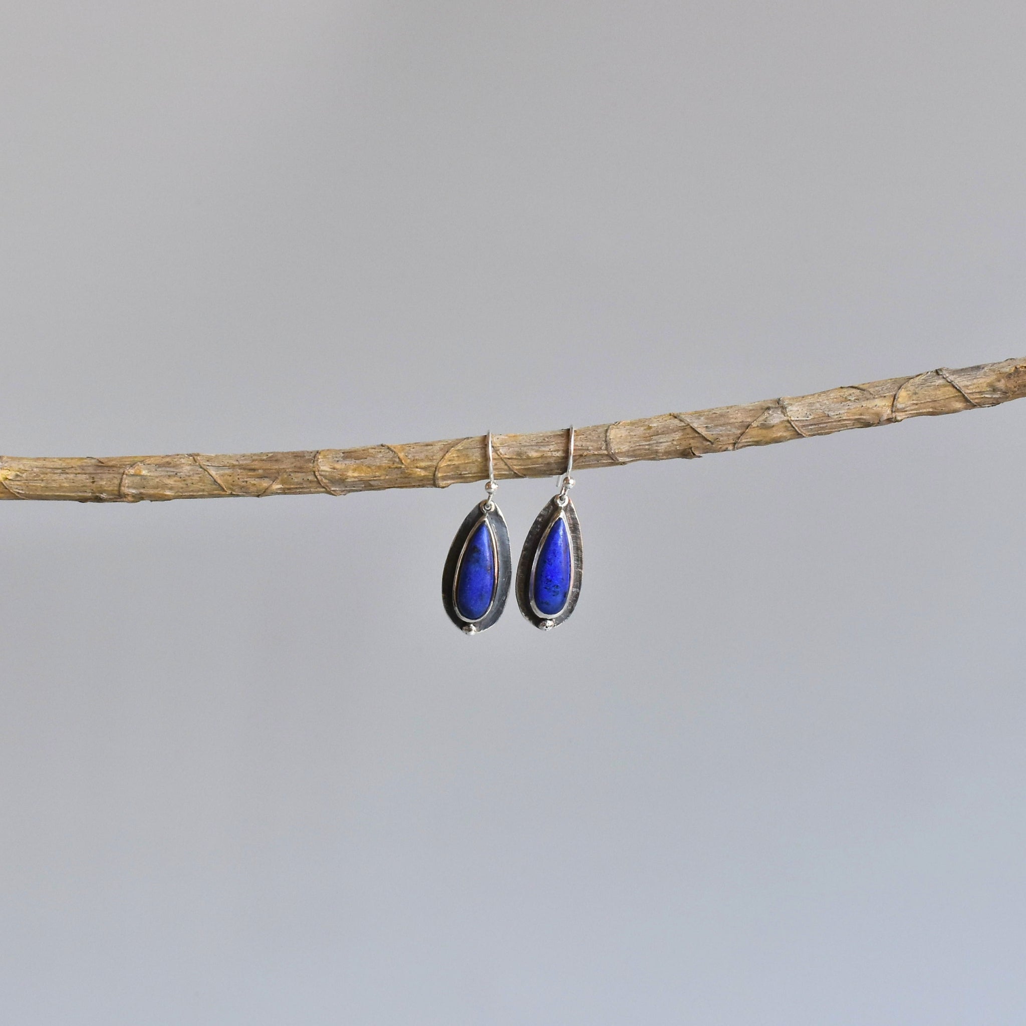 Shadowed Pears - Lapis lazuli Earrings