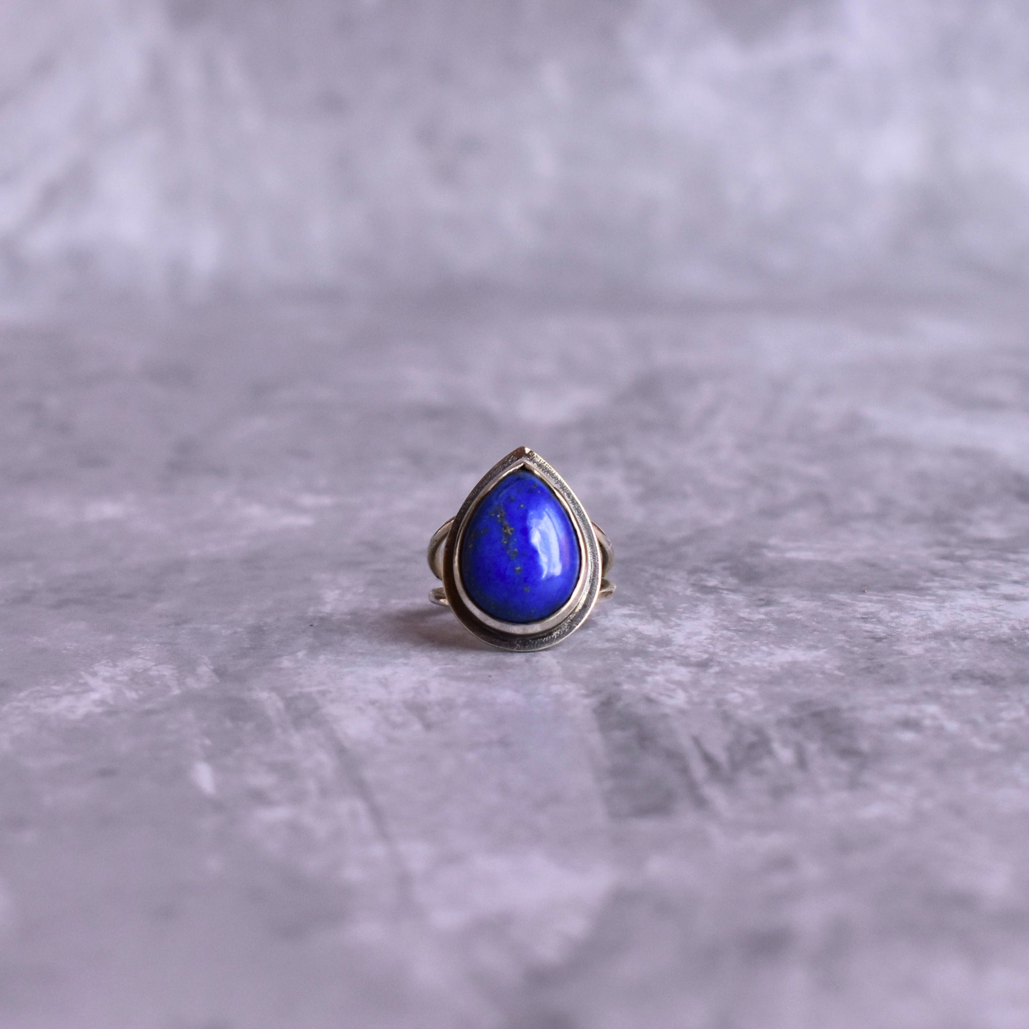 Himmlisches Blau - Lapislazuli-Ring