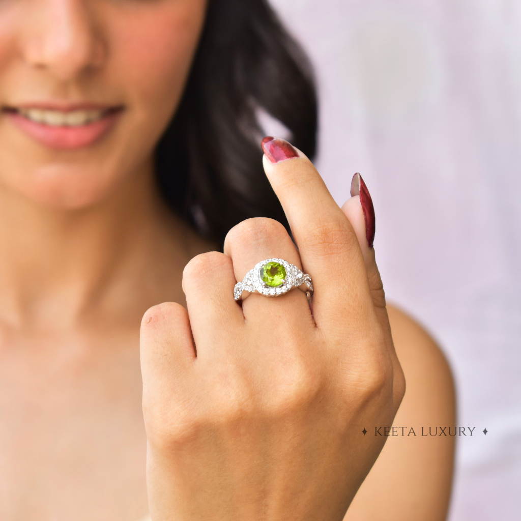 Eternal Charm - Peridot Ring -