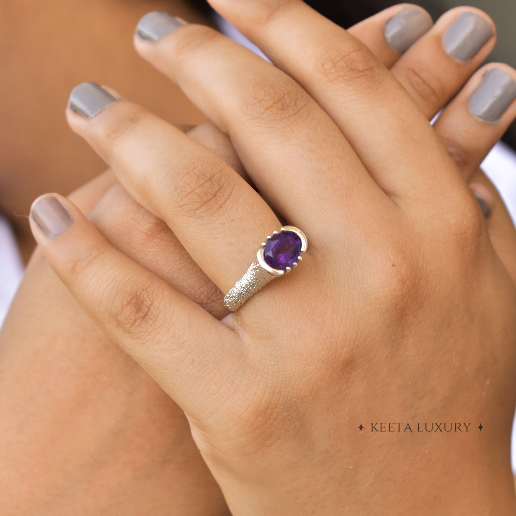 Luminous Texture - Amethyst Ring -