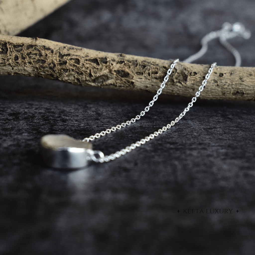 Rawnetic - Moonstone Necklace -