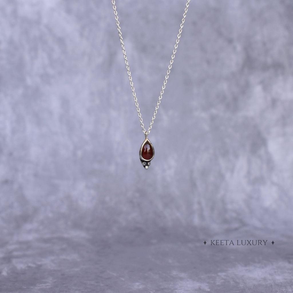 Simplicity Spell - Garnet Necklace -